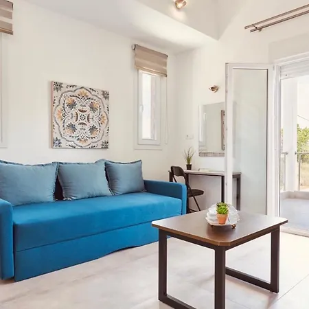 Siblings Nikiti (Sithonia)