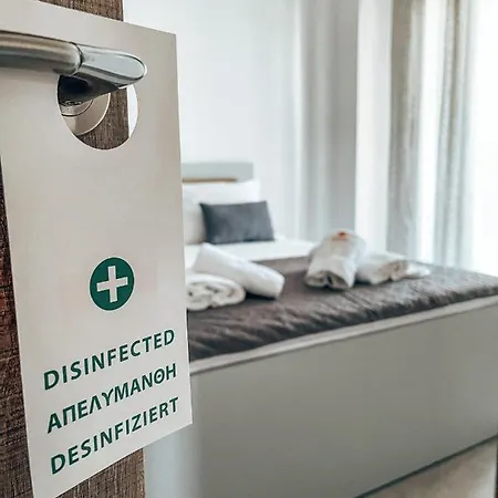 Siblings Nikiti (Sithonia)